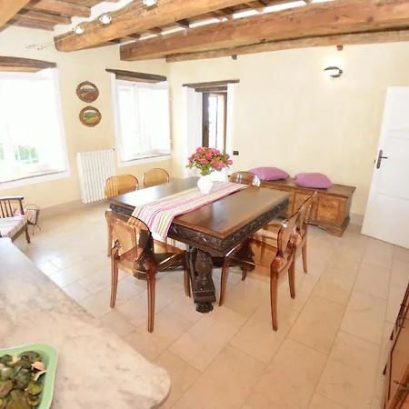 Vicopelago Sleeps 6 Pool Wifi
